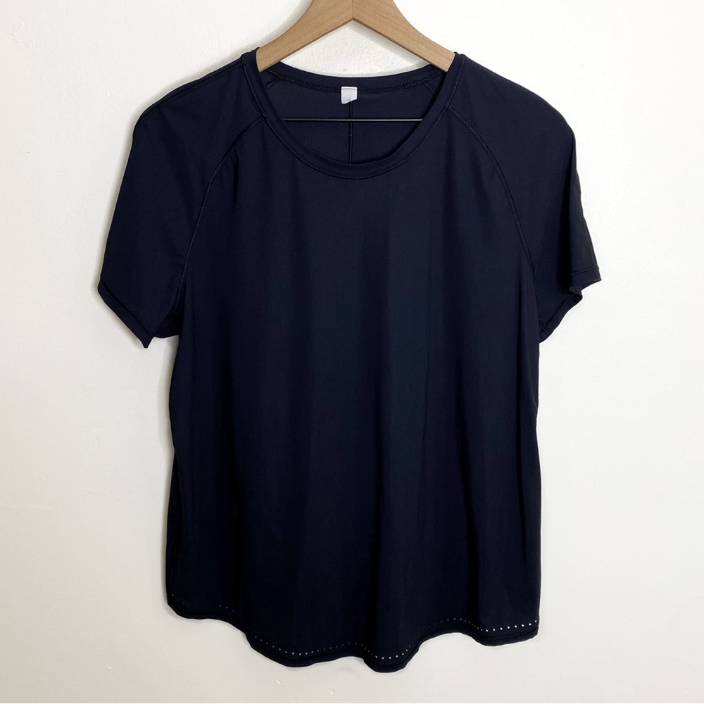 lululemon athletica Short Sleeve Tee - Black